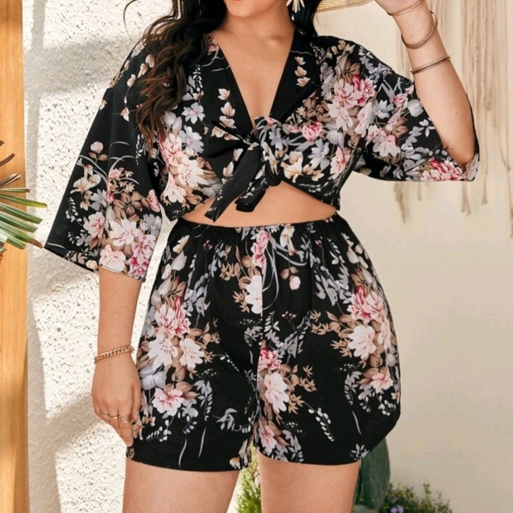 Plus Floral Print Tie Romper